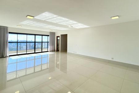 Sala de apartamento à venda com 4 quartos, 201m² em Santa Lúcia, Belo Horizonte