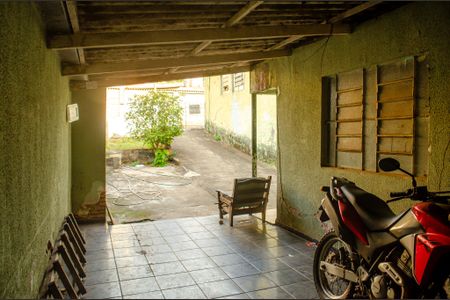 Casa à venda com 150m², 3 quartos e 1 vaga Casa à venda com 150m², 3 quartos e 1 vagaGaragem