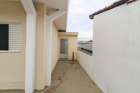 Casa à venda com 250m², 2 quartos e 2 vagas Casa à venda com 250m², 2 quartos e 2 vagasQuintal