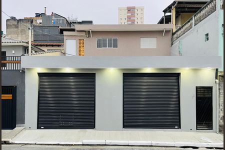 Casa para alugar com 250m², 2 quartos e 4 vagas