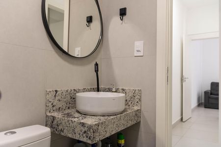 Apartamento para alugar com 80m², 2 quartos e 2 vagasBanheiro Social