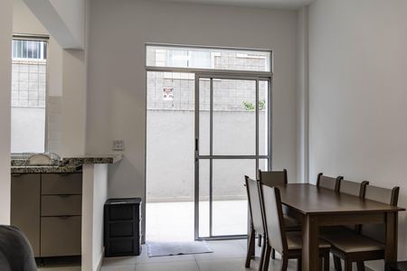 Sala de apartamento para alugar com 2 quartos, 80m² em Buritis, Belo Horizonte