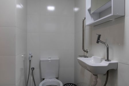 Apartamento para alugar com 80m², 2 quartos e 2 vagasBanheiro da Suíte