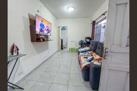 Casa à venda com 100m², 3 quartos e sem vaga Casa à venda com 100m², 3 quartos e sem vagaSala