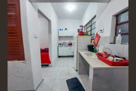 Casa à venda com 100m², 3 quartos e sem vaga Casa à venda com 100m², 3 quartos e sem vagaCozinha