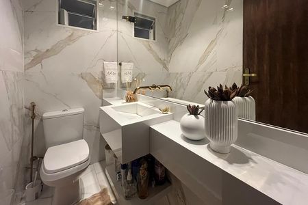 Lavabo de casa para alugar com 3 quartos, 274m² em Ouro Preto, Belo Horizonte