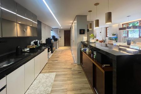 Casa para alugar com 274m², 3 quartos e 4 vagasCozinha