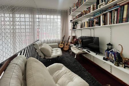 Saleta de casa para alugar com 3 quartos, 274m² em Ouro Preto, Belo Horizonte