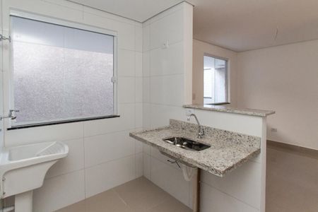 Apartamento à venda com 31m², 2 quartos e sem vaga Apartamento à venda com 31m², 2 quartos e sem vagaCozinha e Área de Serviço