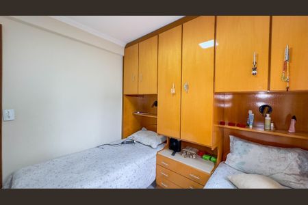 Quarto 1 de apartamento à venda com 2 quartos, 52m² em Jardim Casablanca, São Paulo