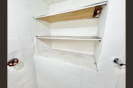 Casa para alugar com 40m², 1 quarto e sem vaga Casa para alugar com 40m², 1 quarto e sem vagaBanheiro