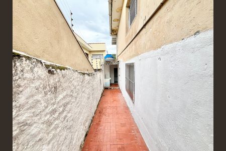 Casa para alugar com 40m², 1 quarto e sem vaga Casa para alugar com 40m², 1 quarto e sem vagaCorredor