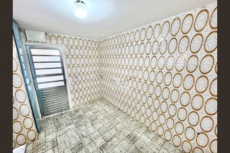 Cozinha de casa para alugar com 1 quarto, 40m² em Parque Peruche, São Paulo