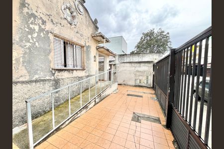 Casa para alugar com 40m², 1 quarto e sem vaga Casa para alugar com 40m², 1 quarto e sem vagaQuintal