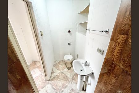 Casa para alugar com 40m², 1 quarto e sem vaga Casa para alugar com 40m², 1 quarto e sem vagaBanheiro