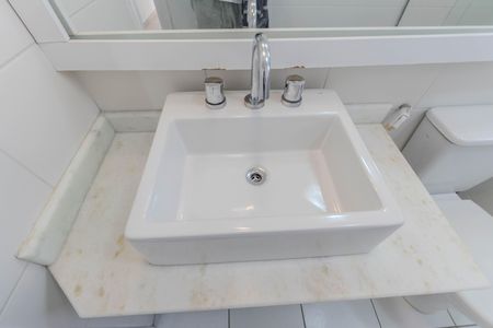 Apartamento à venda com 59m², 2 quartos e 1 vaga Apartamento à venda com 59m², 2 quartos e 1 vagaBanheiro