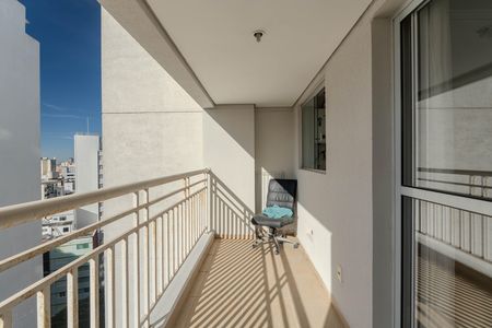 Apartamento à venda com 59m², 2 quartos e 1 vaga Apartamento à venda com 59m², 2 quartos e 1 vagaSacada
