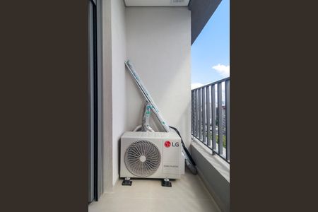 Varanda da Suíte 2 de apartamento para alugar com 2 quartos, 90m² em Santo Amaro, São Paulo