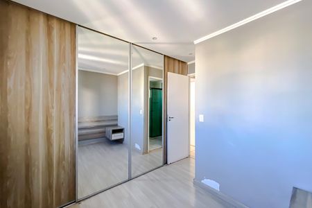 Apartamento à venda com 65m², 3 quartos e 2 vagas Apartamento à venda com 65m², 3 quartos e 2 vagasQuarto 1 - Suíte