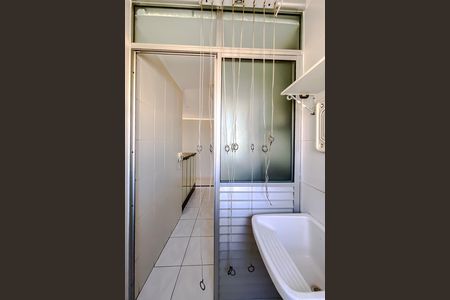 Apartamento à venda com 65m², 3 quartos e 2 vagas Apartamento à venda com 65m², 3 quartos e 2 vagasÁrea de Serviço