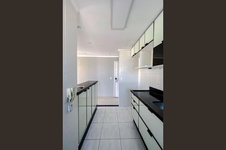 Apartamento à venda com 65m², 3 quartos e 2 vagas Apartamento à venda com 65m², 3 quartos e 2 vagasCozinha