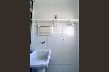 Apartamento à venda com 65m², 3 quartos e 2 vagas Apartamento à venda com 65m², 3 quartos e 2 vagasÁrea de Serviço