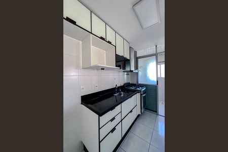 Apartamento à venda com 65m², 3 quartos e 2 vagas Apartamento à venda com 65m², 3 quartos e 2 vagasCozinha