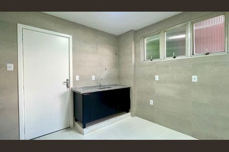 Apartamento à venda com 92m², 3 quartos e 1 vaga Apartamento à venda com 92m², 3 quartos e 1 vagaCozinha