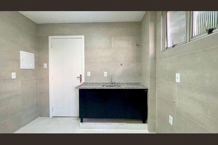Cozinha de apartamento à venda com 3 quartos, 92m² em Paraíso, São Paulo