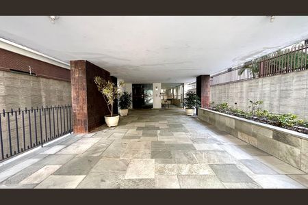 Entrada de apartamento à venda com 3 quartos, 92m² em Paraíso, São Paulo