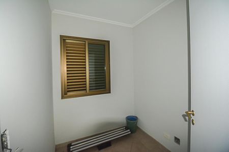Casa para alugar com 222m², 4 quartos e 6 vagas Casa para alugar com 222m², 4 quartos e 6 vagasQuarto de Serviço