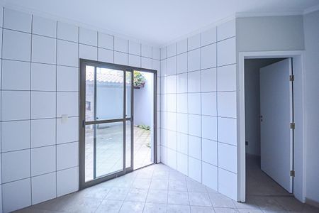 Casa para alugar com 222m², 4 quartos e 6 vagas Casa para alugar com 222m², 4 quartos e 6 vagasÁrea de Serviço