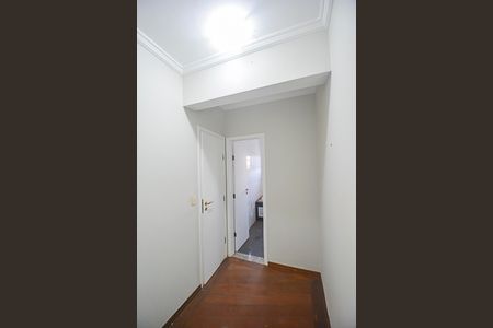 Casa para alugar com 222m², 4 quartos e 6 vagas Casa para alugar com 222m², 4 quartos e 6 vagasCloset da suíte 3