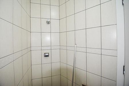 Casa para alugar com 222m², 4 quartos e 6 vagas Casa para alugar com 222m², 4 quartos e 6 vagasLavabo