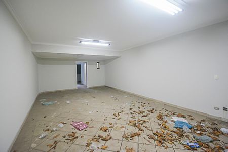 Casa para alugar com 222m², 4 quartos e 6 vagas Casa para alugar com 222m², 4 quartos e 6 vagasGaragem