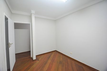 Casa para alugar com 222m², 4 quartos e 6 vagas Casa para alugar com 222m², 4 quartos e 6 vagasQuarto 2 - Suíte