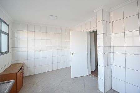 Casa para alugar com 222m², 4 quartos e 6 vagas Casa para alugar com 222m², 4 quartos e 6 vagasCozinha