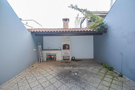 Casa para alugar com 222m², 4 quartos e 6 vagas Casa para alugar com 222m², 4 quartos e 6 vagasChurrasqueira