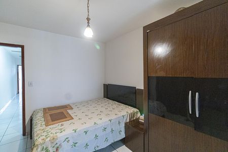 Casa à venda com 300m², 3 quartos e 2 vagas Casa à venda com 300m², 3 quartos e 2 vagasSuíte