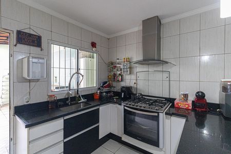 Casa à venda com 300m², 3 quartos e 2 vagas Casa à venda com 300m², 3 quartos e 2 vagasCozinha