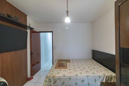 Casa à venda com 300m², 3 quartos e 2 vagas Casa à venda com 300m², 3 quartos e 2 vagasSuíte
