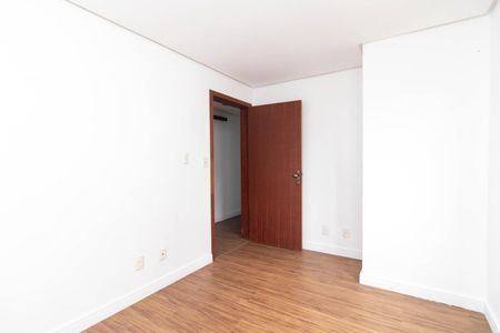 Apartamento à venda com 78m², 2 quartos e 1 vagaQuarto 2