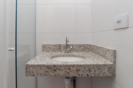 Apartamento à venda com 33m², 2 quartos e sem vaga Apartamento à venda com 33m², 2 quartos e sem vagaBanheiro