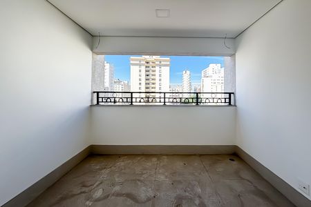 Apartamento à venda com 201m², 4 quartos e 3 vagas