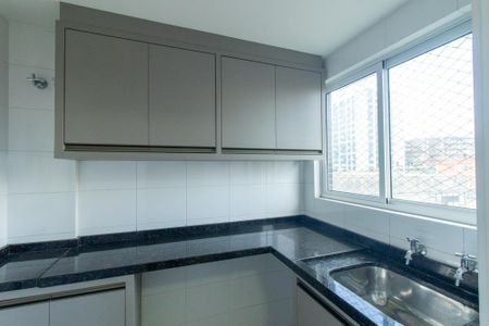 Apartamento à venda com 70m², 2 quartos e 2 vagas Apartamento à venda com 70m², 2 quartos e 2 vagasÁrea de Serviço
