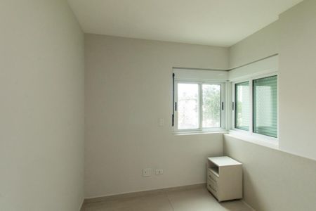 Quarto 1 de apartamento à venda com 2 quartos, 70m² em Água Verde, Curitiba