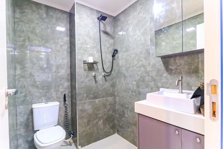 Apartamento para alugar com 39m², 2 quartos e sem vaga Apartamento para alugar com 39m², 2 quartos e sem vagaBanheiro
