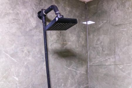 Banheiro de apartamento para alugar com 2 quartos, 39m² em Cachambi, Rio de Janeiro
