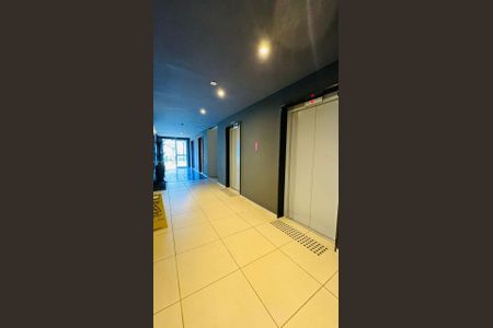 Apartamento para alugar com 40m², 2 quartos e sem vaga Apartamento para alugar com 40m², 2 quartos e sem vagaCorredor