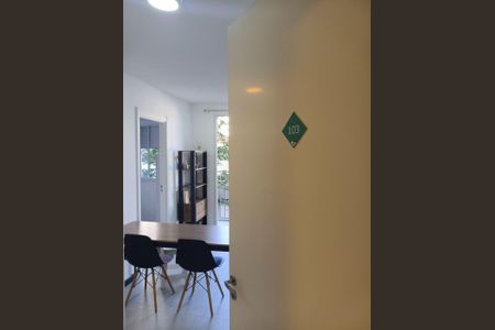 Apartamento para alugar com 40m², 2 quartos e sem vaga Apartamento para alugar com 40m², 2 quartos e sem vagaEntrada